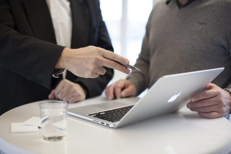 Planung am Laptop-